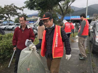 巡山健兒與歡喜鄰居，敦親睦鄰作夥清淨家園