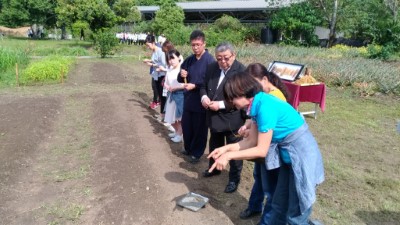 臺日聯播，小米千年希望