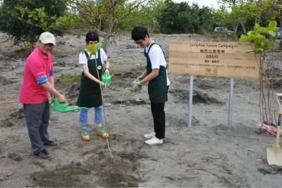 臺東林管處與跨國美妝品牌合作 再度攜手植樹營造海岸原生綠