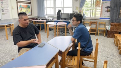 照片圖說：部落族人Cegaw詳述了當時目擊黑熊的過程