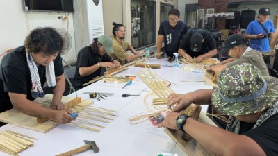 照片說明：學員實際學習竹材編織文化與技巧
