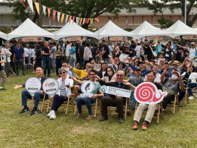 現場開幕大合照照片