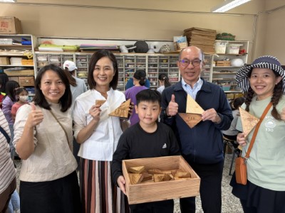 林業保育署臺東分署與臺東大學附小團隊合影，攜手推動「國產材小偵探」木育教育活動