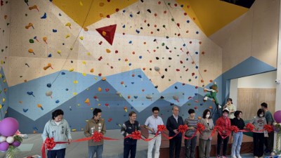 「融岩基地」攀岩場落成典禮剪綵儀式